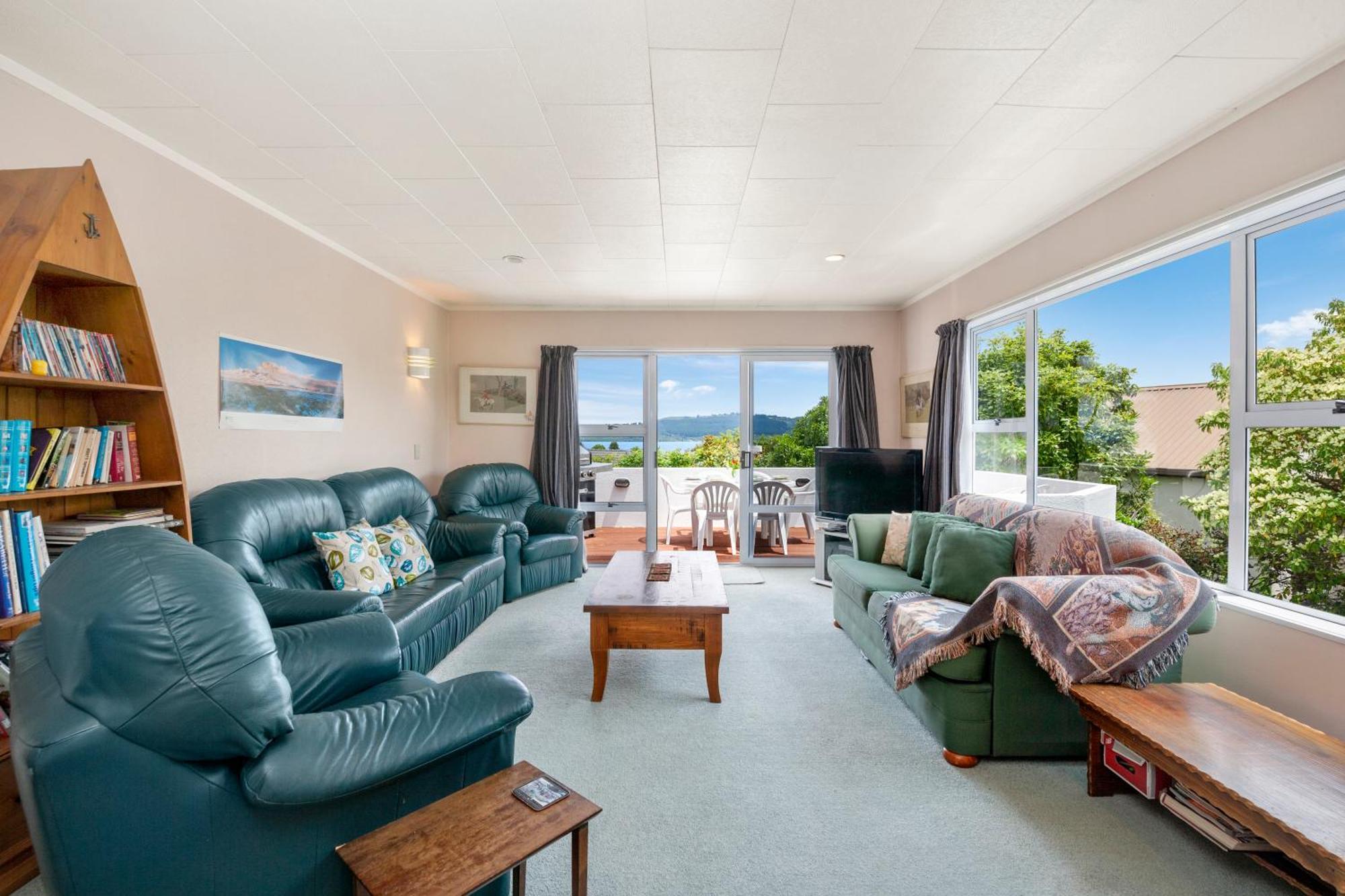 The White House - Taupo Holiday Home Extérieur photo